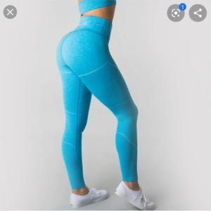 Alphalete R6 Leggings in Cayman Blue